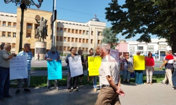 Пензионерите излегоа на протест за поголеми пензии  (ДПЛ)