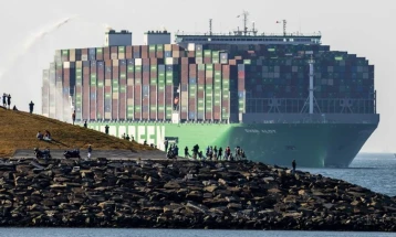 Doganat në portin e Roterdamit konfiskuan sasi rekorde të kokainës, mbi tetë tonë