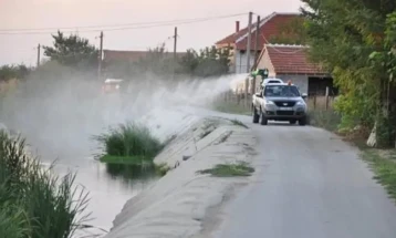 Në Shkup dezinsektim terestrik kundër mushkonjave, bletarët t'i mbrojnë bletët me kohë