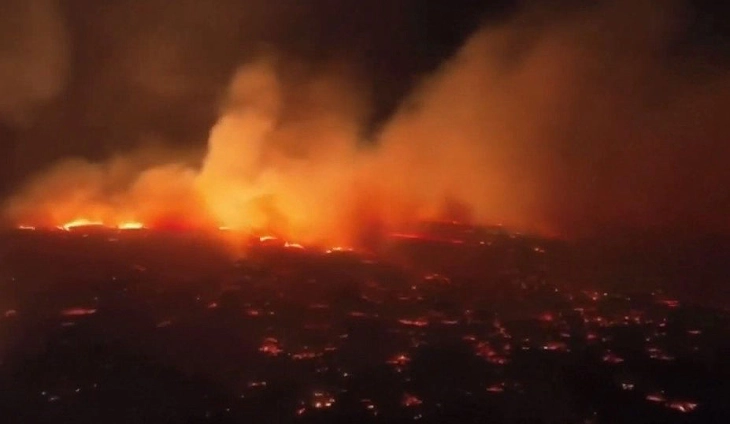Во шумските пожари на Хаваите досега загинаа 80 лица
