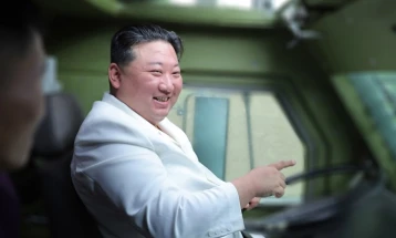 Ким Џонг-ун нареди поголемо производство на ракети и муниција: Мораме да бидеме подготвени за војна