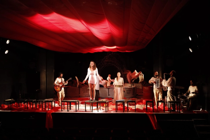 Театарот„ Војдан Чернодрински“ од Прилеп со „Декамерон“ на вечерва на „Охридско лето“