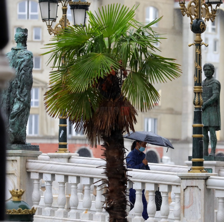 DPHM: Nesër paqëndrueshmëri lokale me shi të rrëmbyeshëm dhe bubullima