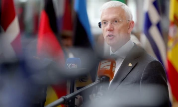 Kryeministri letonez paralajmëroi dorëheqje