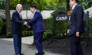 Самит на САД, Јапонија и Јужна Кореја за зајакнување на безбедноста поради ставовите на Пекинг и активностите на Пјонгјанг