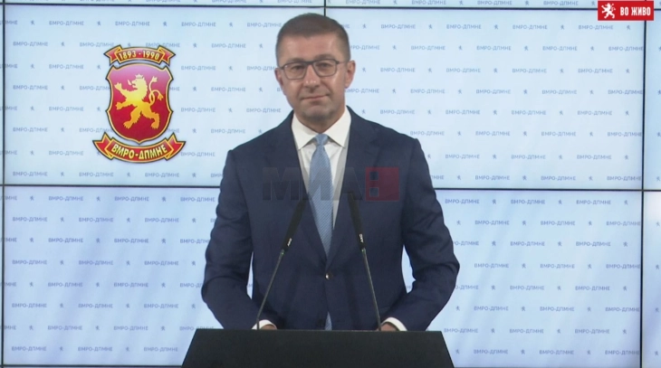 Mickoski: Zgjedhjet janë zgjidhja e vetme, vijat tona të kuqe në marrëdhëniet me Bullgarinë janë të qarta