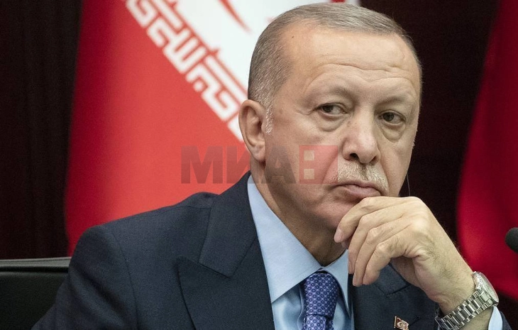 Presidenti turk Erdogan udhëtoi për në Hungari