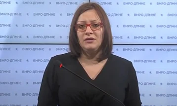 Димитриеска Кочоска: Потпишувањето на 100 милиони евра кредит за ЕСМ не е за прес конференции, туку најголем пораз кој до сега се има случено