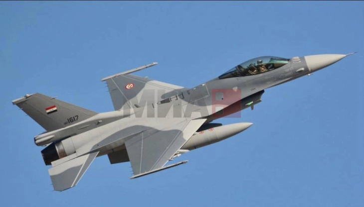 Данска почна обука на осум украински пилоти за ловците Ф-16