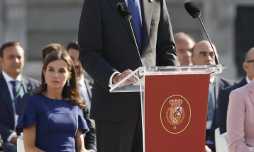 Шпанскиот крал Фелипе му го врачи мандатот за формирање влада на лидерот на конзервативците,  Алберто Нунес Феихо