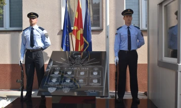 Interior Minister unveils memorial honoring police officers who lost their lives in anti-terror raid