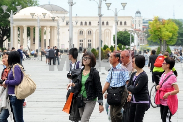 Number of tourists up by 14.9 percent in Q1: statistics