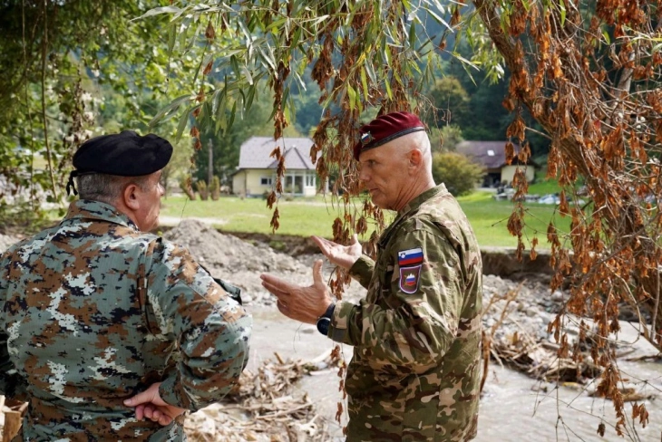 Gjurchinovski visits troops helping Slovenia's flood relief efforts