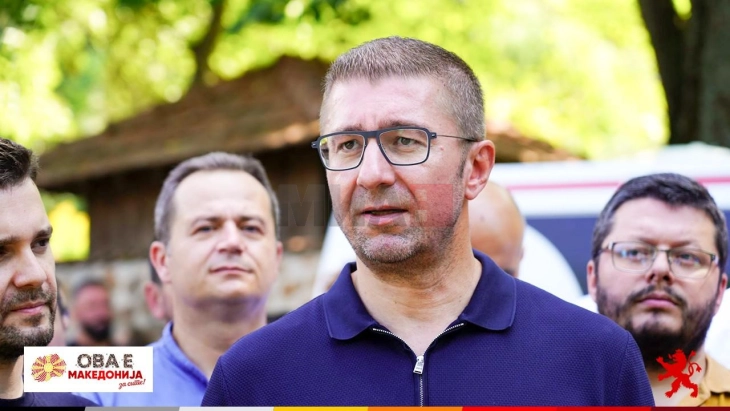 Mickoski: Qeveria nuk ka kredibilitet, janë logjike kërkesat e opozitës për zgjedhje