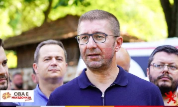 Mickoski: Qeveria nuk ka kredibilitet, janë logjike kërkesat e opozitës për zgjedhje