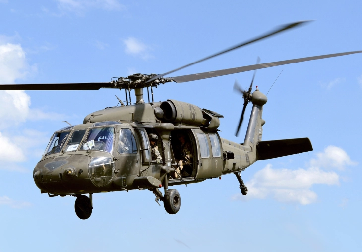 Шест лица загинаа во пад на два украински хеликоптера