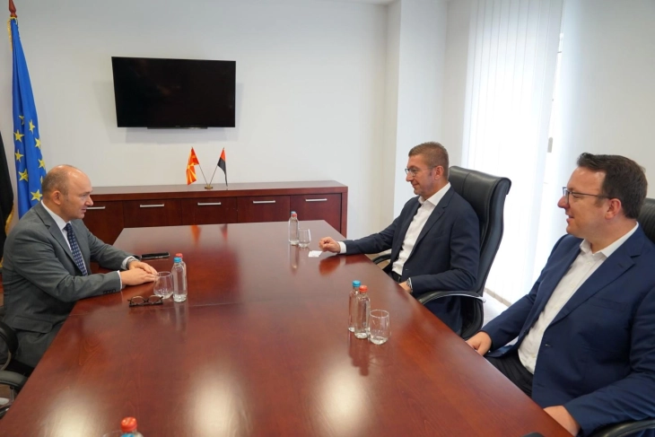 Mickoski to Pammer: VMRO-DPMNE’s MPs will not accept constitutional changes under Bulgarian dictate