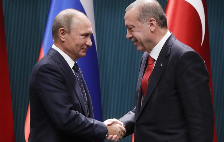 Кремљ: Путин и Ердоган ќе разговараат во Сочи на 4 септември