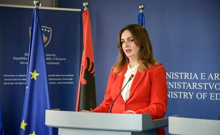 Кривични пријави за косовската министерка за образование поради пропусти на почетокот на школската година
