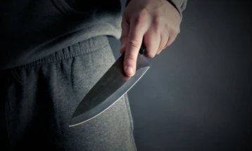 Скопјанец осомничен за грабеж и закана со нож