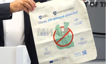 Kosova e ndalon përdorimin e disa qeseve të plastikës, të tjerat do të paguhen