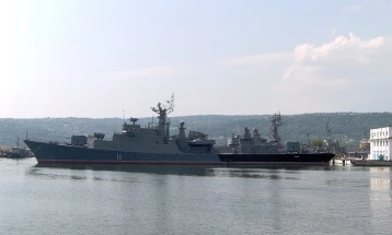 Бугарија ги опремува бродовите во Црното Море со проектили