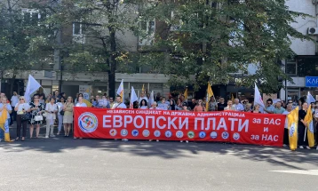 Судска администрација на протести, бараат покачување од 78 проценти на минималната плата и 35 проценти за додатоци