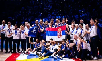 Српските кошаркари наградени со по 25.000 евра за освоеното мундијалско сребро