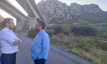 Петров: Заврши асфалтирањето на дел од патниот правец Демир Капија – Давидово, една од најстарите делници во државата