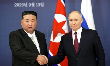 Putin e pranoi ftesën e Kim Xhon-un për vizitë në Korenë Veriore