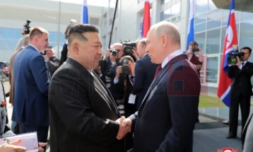 Ким Џонг-ун пристигна во рускиот град Комсомолск на Амур