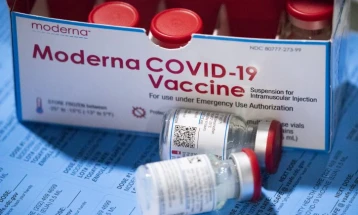 KE-ja e ka miratuar përdorimin edhe të një vaksine të adaptuar kundër Kovid-19 