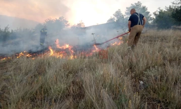 Штипските пожарникари ова лето имале околу сто интервенции на отворено