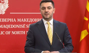 Прес-конференција на министерот за економија Крешник Бектеши (во живо)
