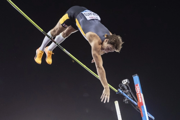 Дуплантис повторно го подобри светскиот рекорд во скок со стап