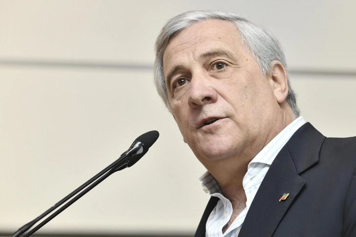 Tajani: Situata me emigrantët nuk është shpërthyese, ajo tashmë ka shpërthyer
