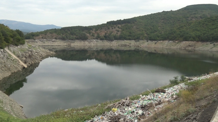 Формиран Координативен одбор за чистење на акумулацијата Калиманци од пластичен и тврд отпад