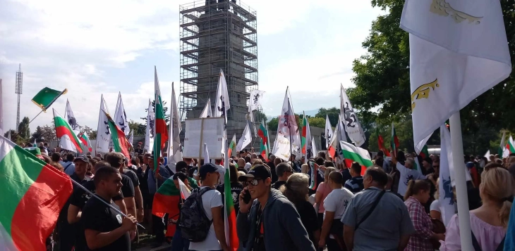 Во Бугарија протест против НАТО, се бара смена на владата