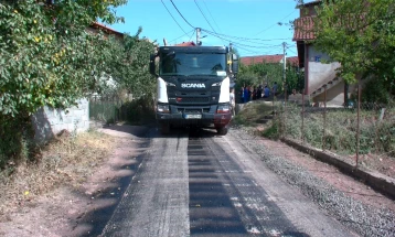 Во штипската населба Дузлачки рид се асфалтира улицата „8 Април“