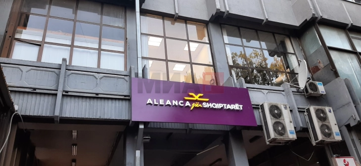 Reagim i Aleancës për Shqiptarët për takimin e Mickoskit me Jankullovskën