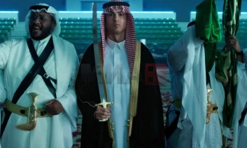 Роналдо танцуваше во саудиска облека по повод Денот на државноста