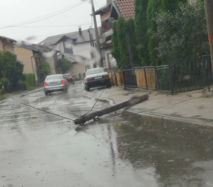 Невреме го зафати Сараево, упатено предупредување до граѓаните на БИХ за да се подготват за евентуални поплави