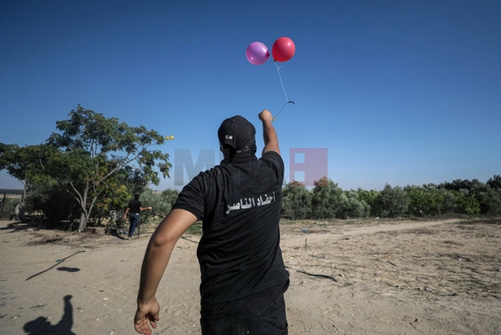 Израелските воздухопловни сили трет ден по ред го нападнаа Појасот Газа