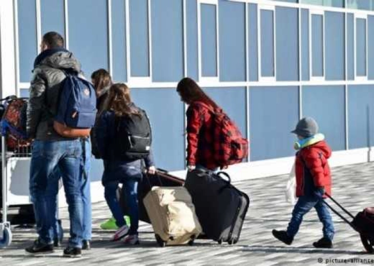 Holanda po përgatitë objekte për vendosje të 1200 emigrantëve