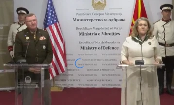 Прес-конференција на министерката Петровска и генерал-мајор Грегори Најт (во живо)