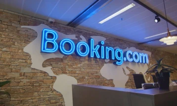Brussels blocks merger of online travel agencies Booking and eTraveli
