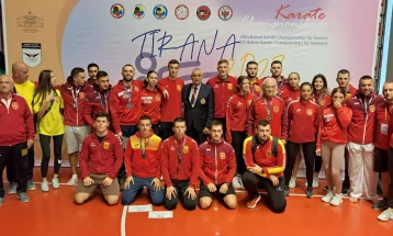 Девет медали за македонските каратисти на Балканијадата во Тирана