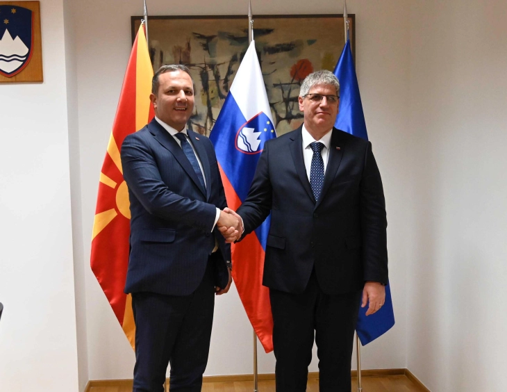 Interior Minister Spasovski meets with Slovenian counterpart Poklukar