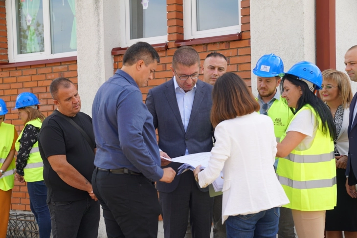 Мицкоски: И покрај сите опструкции градоначалниците од ВМРО-ДПМНЕ реализираат проекти