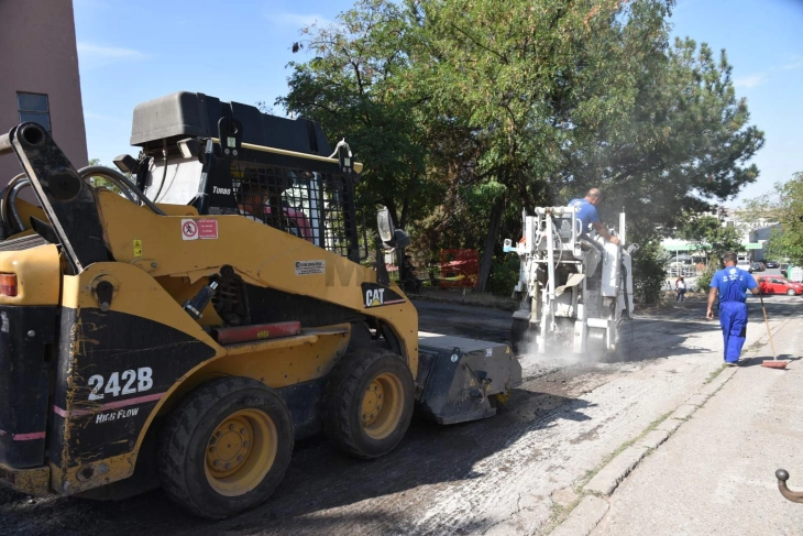 Се уредуваат влезовите на зградите во штипска Автокоманда